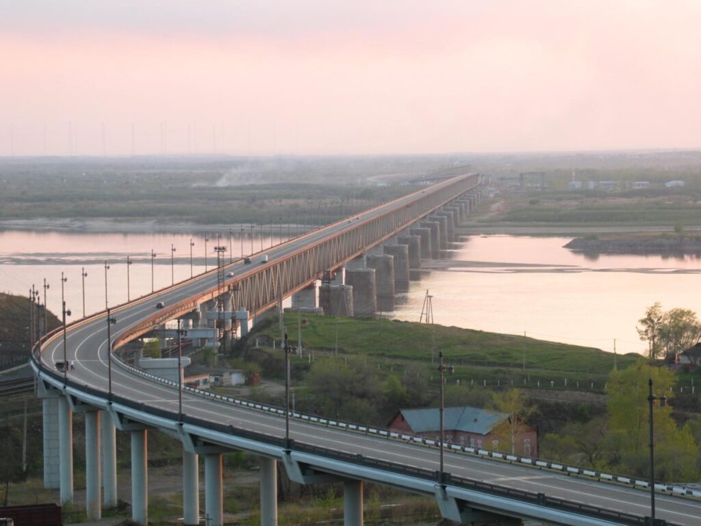 Sungai Amur di Rusia