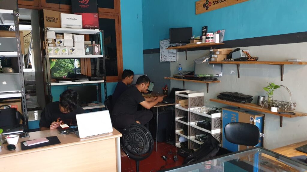 toko hp jogja