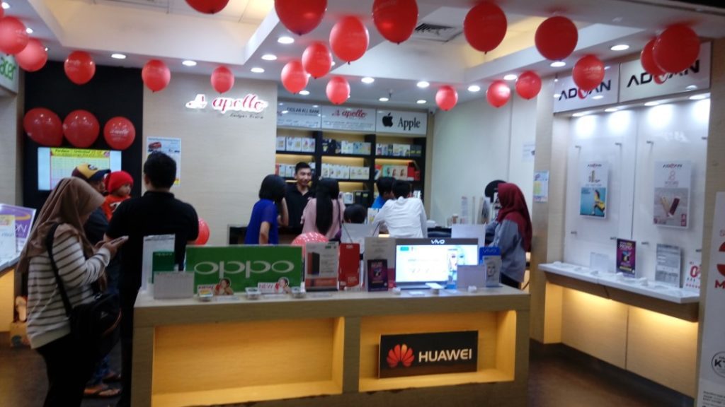 toko hp surabaya