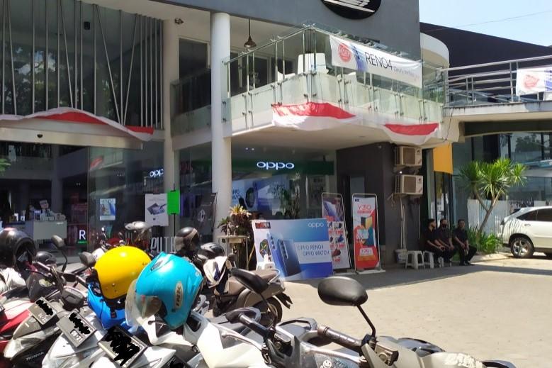 toko hp malang
