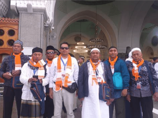 umroh Makassar