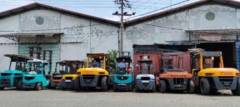 sewa alat berat surabaya