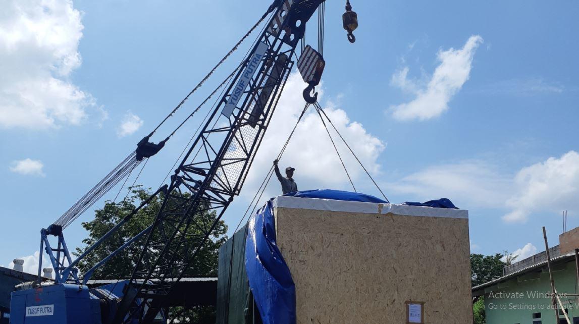 sewa crane semarang