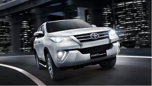 sewa mobil fortuner jakarta