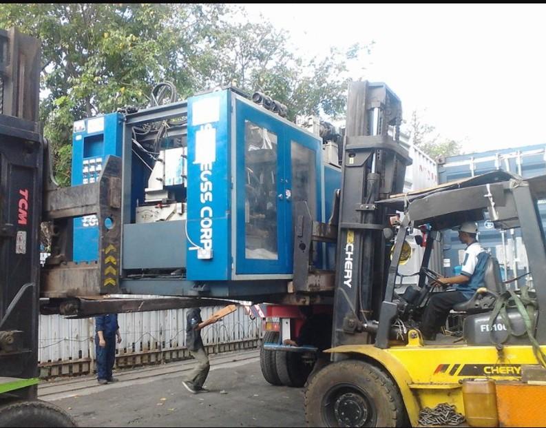 sewa alat berat surabaya