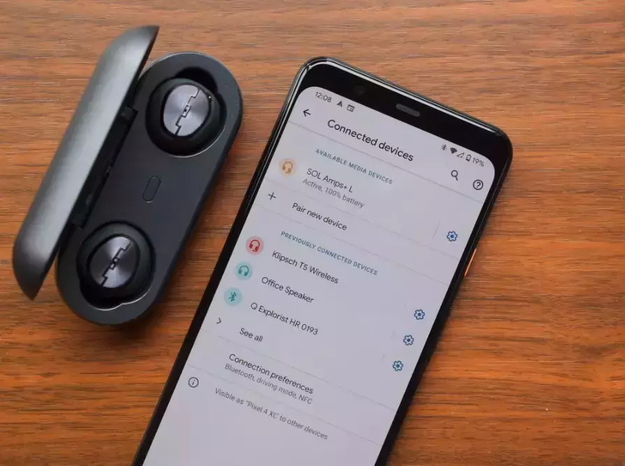 cara-mengaktifkan-earphone-bluetooth