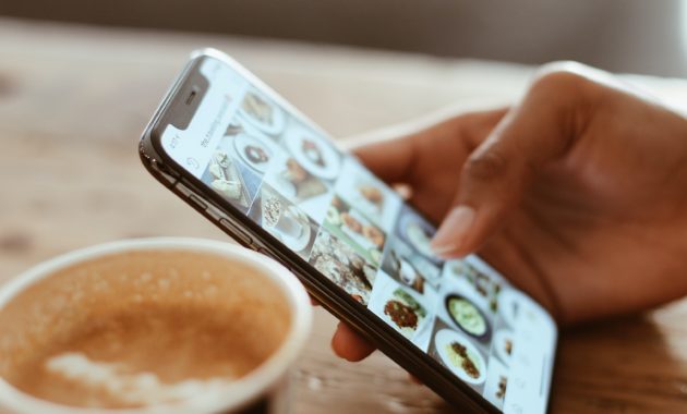 social media for dropshipping