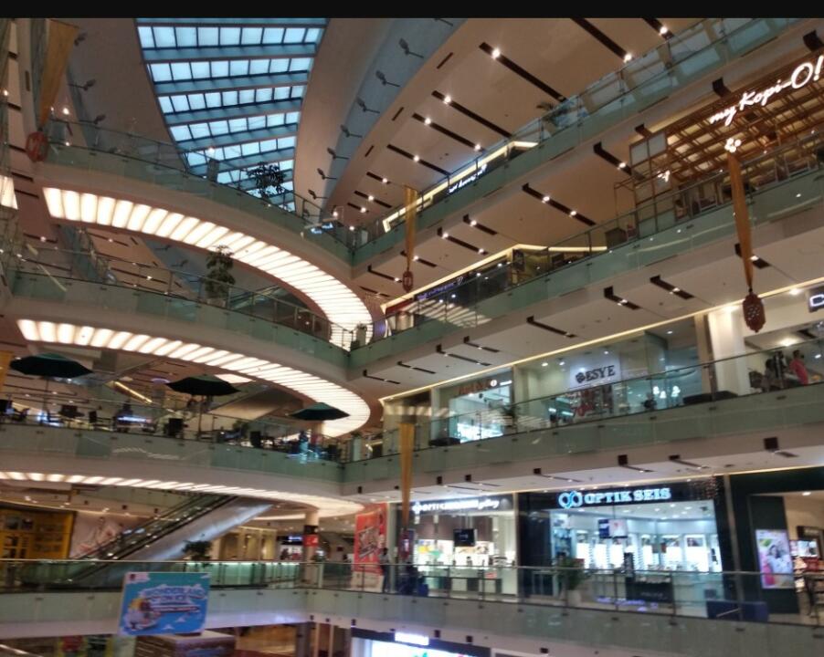 mall di Surabaya