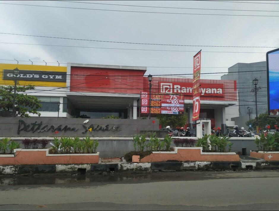 mall di makassar