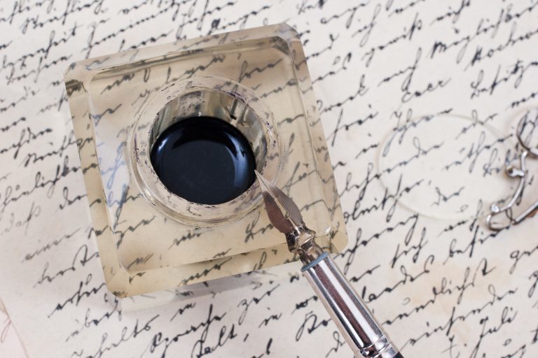 Mengenal Sejarah Bolpoin / Pulpen