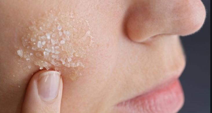 manfaat garam untuk wajah
