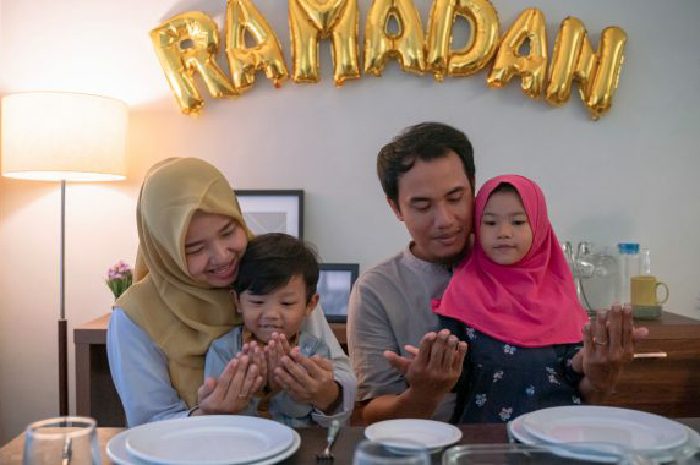 Mengulik 4 Hikmah Ramadhan yang Lebih dari Sekadar Menahan Lapar dan Haus
