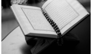 Keutamaan Membaca Surah Al-Kahfi pada Hari Jumat, Salah Satunya Diampuni Seluruh Dosa 1