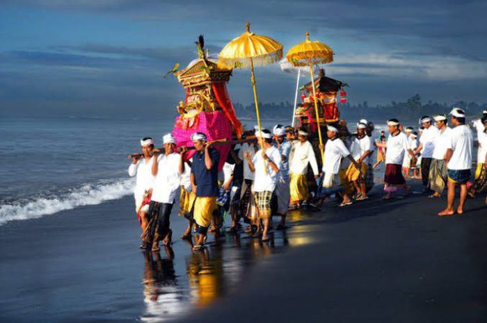 Masyarakat Bali Punya 5 Tradisi Unik pada Hari Raya Nyepi, Bisa Menarik Banyak Wisatawan