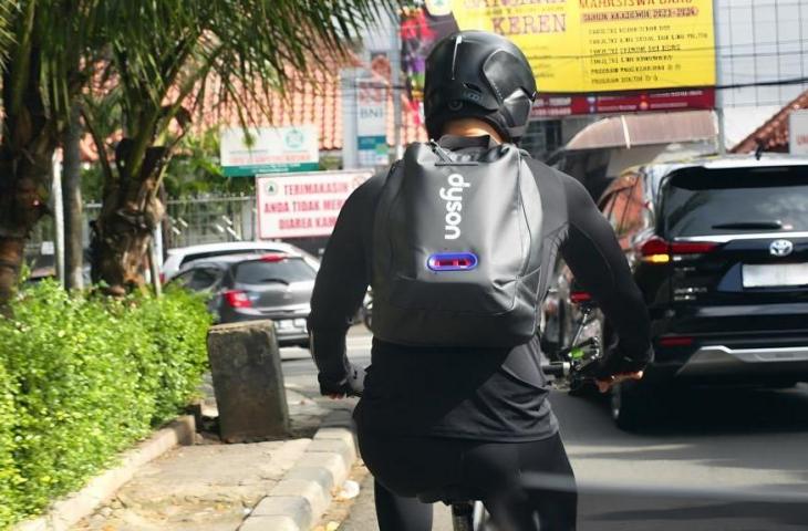 Dyson Air Quality Backpack. (Dyson)