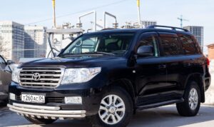 Review Mobil Toyota Land Cruiser