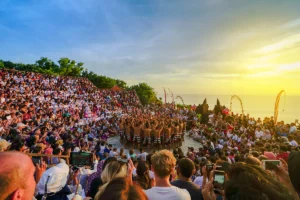 Bali- Dari Pulau Dewata Menjadi Destinasi Dunia